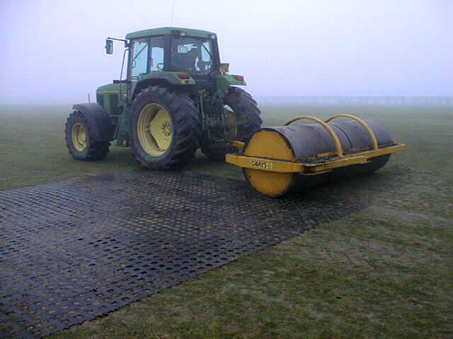 Compton Abbas Airfield